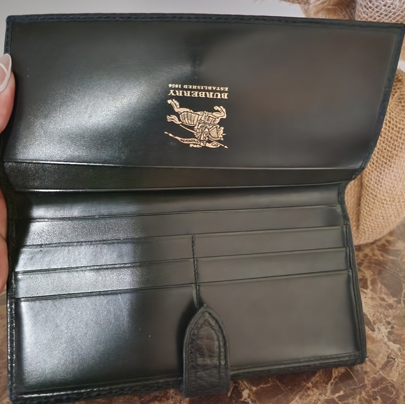 EUC Burberrys Nova Check Wallet - Picture 6 of 12